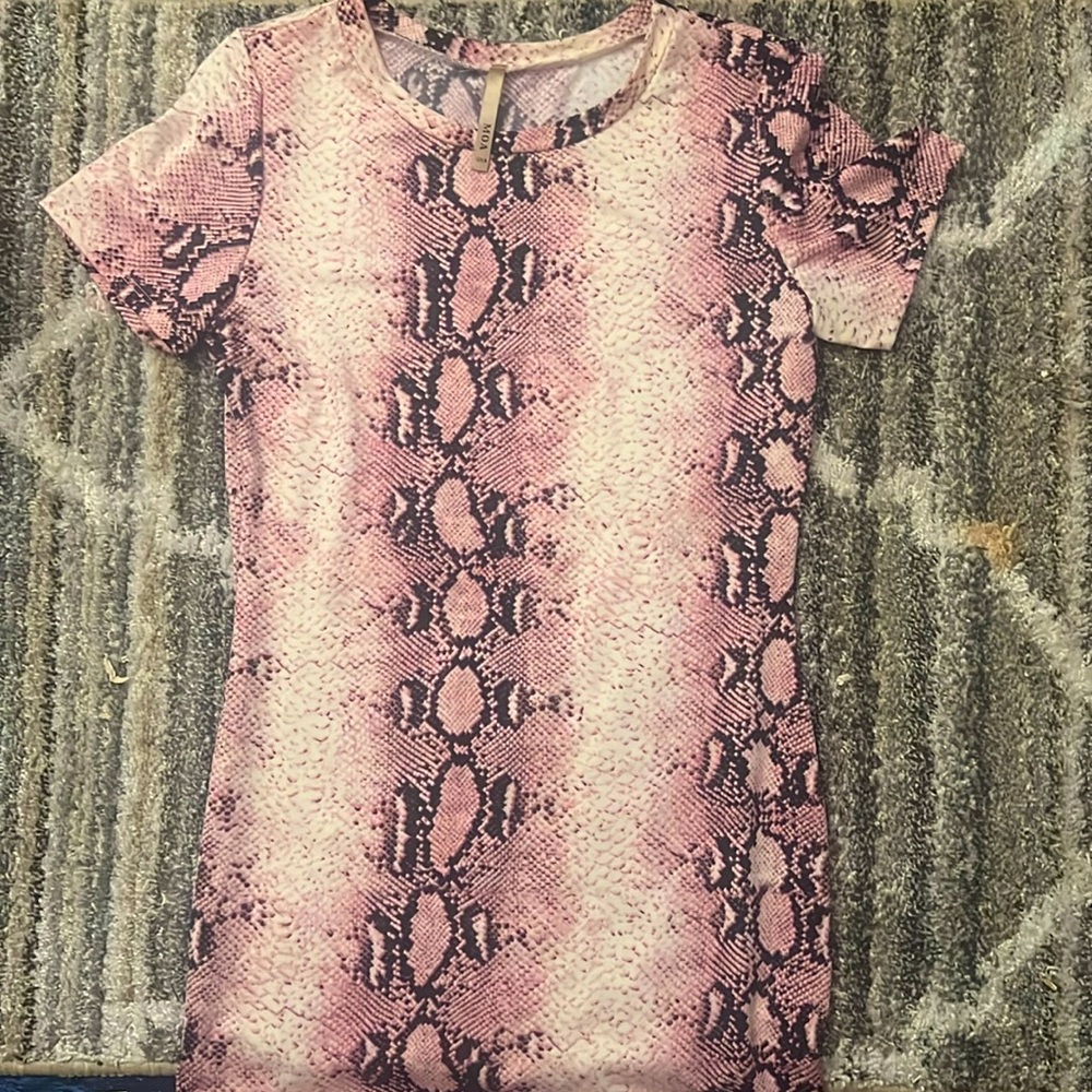 This is a Moa reptile print dress.